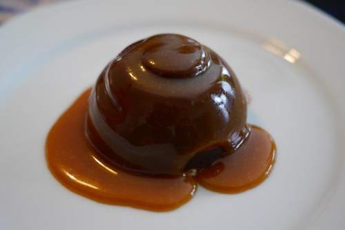 Dessert : royal mousses caramel beurre salé et chocolat noir